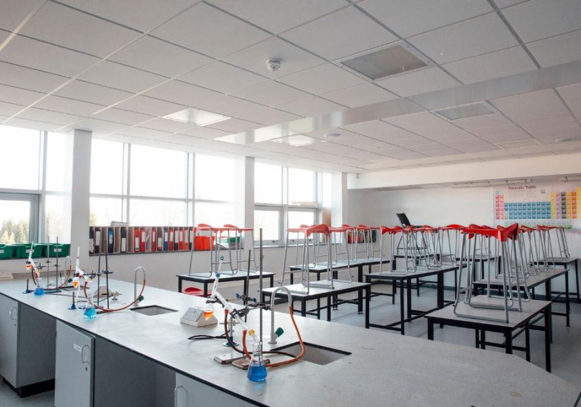 limpieza profunda en colegios