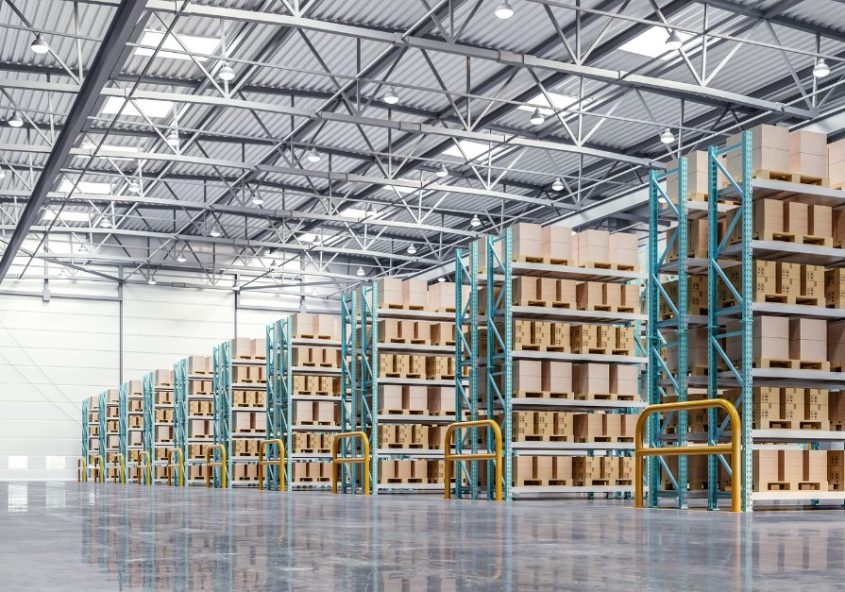 Limpieza Profesional de Bodegas en Zona Libre de Colón | LOTUS