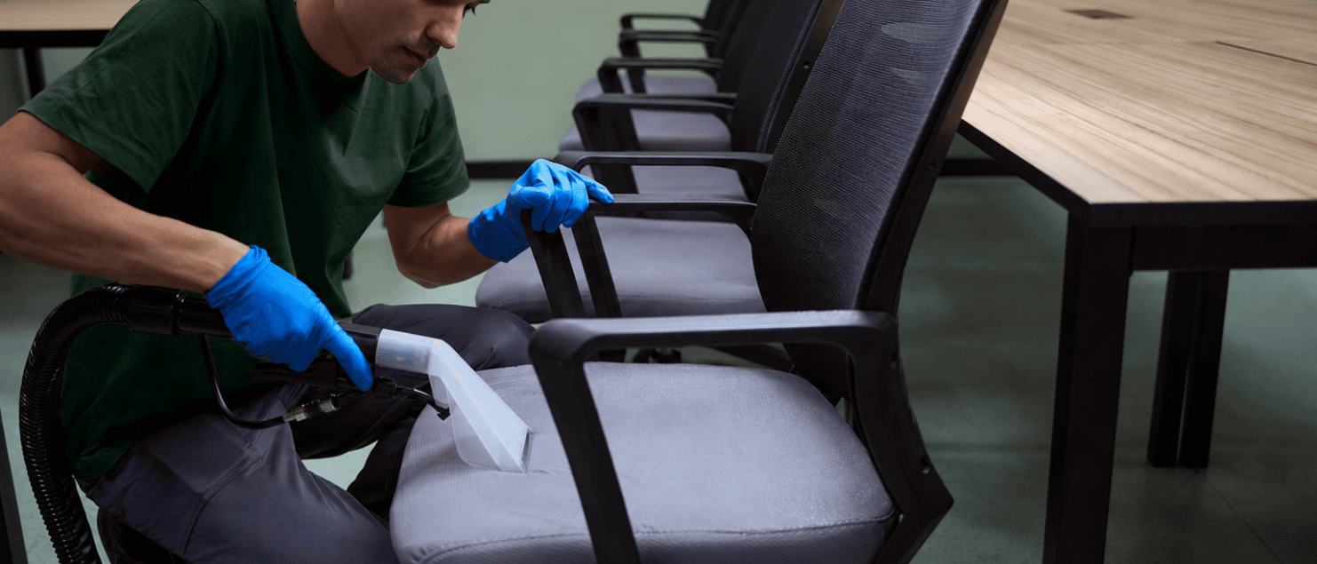 Cómo Limpiar una Silla de Oficina
