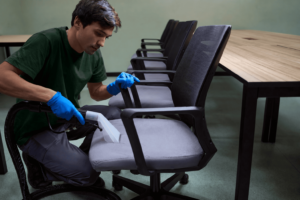 Cómo Limpiar una Silla de Oficina